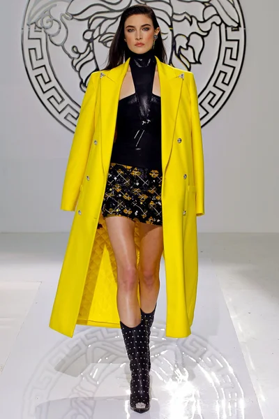 Look 14